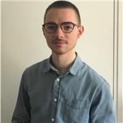 étudiant ingénieur vous offrant des aides en mathématiques